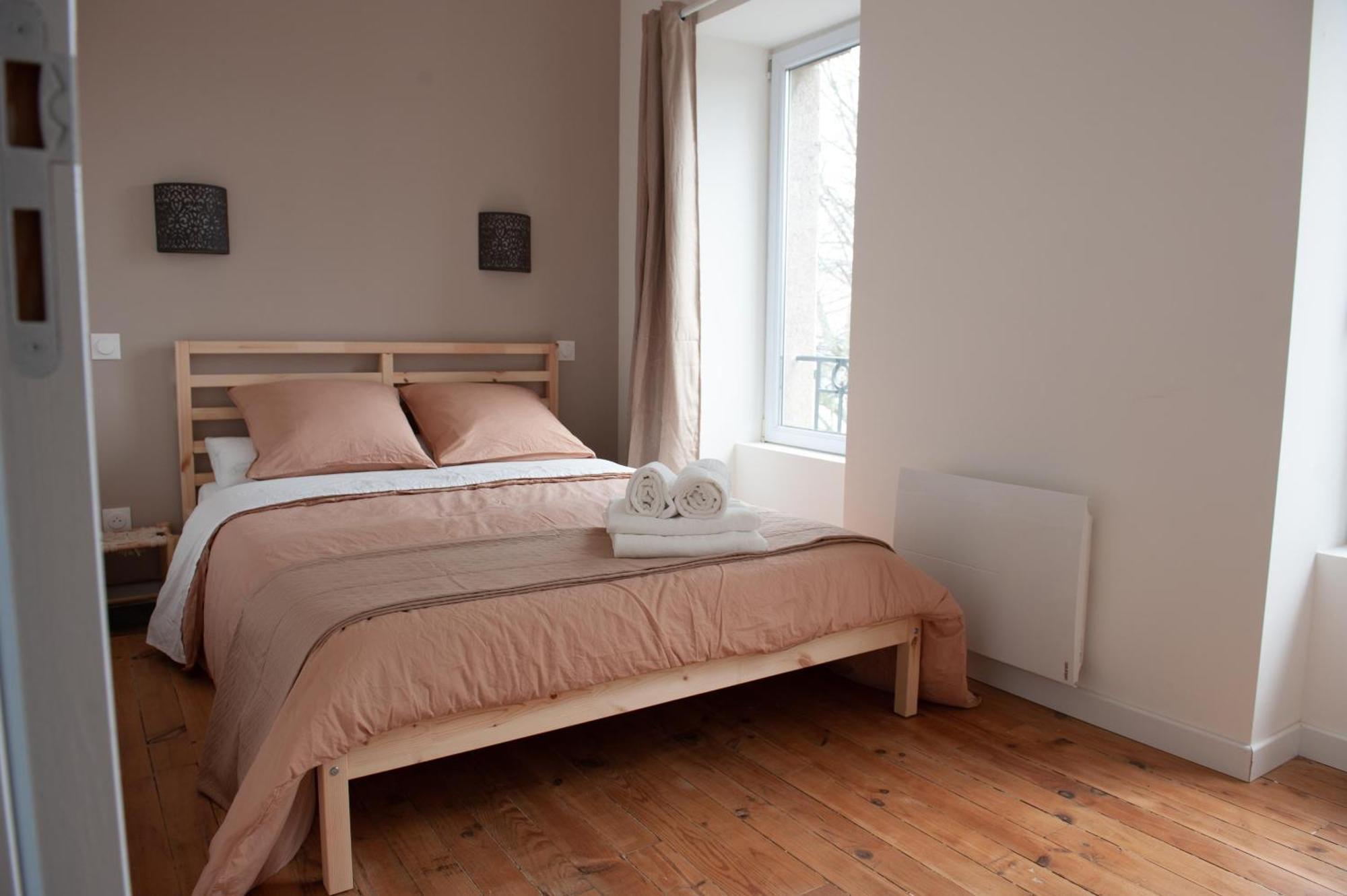Immeuble De 3 Appartements Avec Cour Interieure Brest Esterno foto