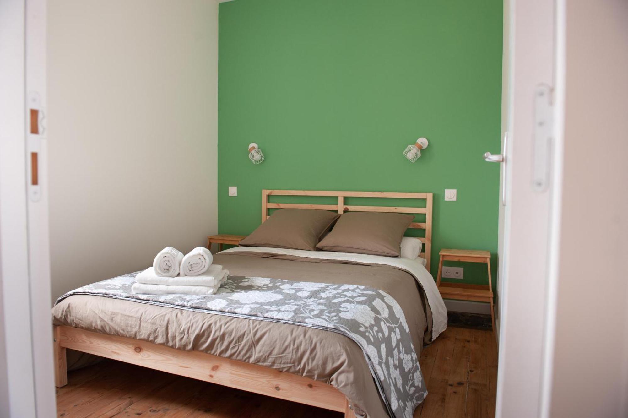 Immeuble De 3 Appartements Avec Cour Interieure Brest Esterno foto